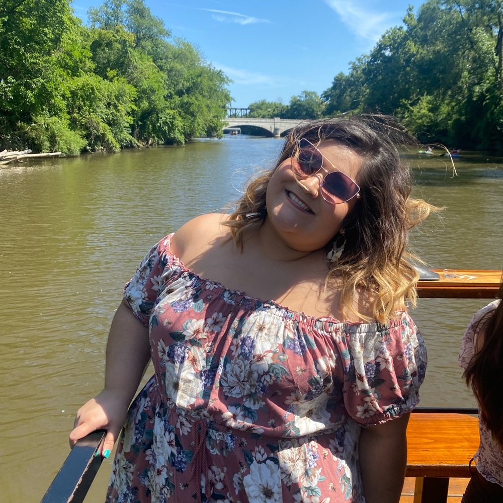 Meet your Posher, Fernanda